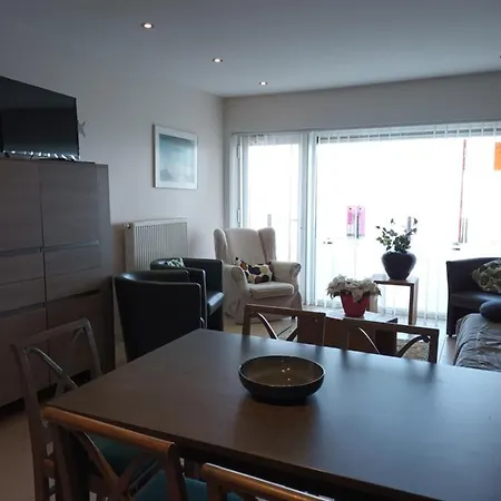 Borealis Apartment Blankenberge